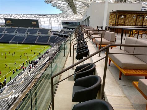 Banc of California Stadium: Places to Eat and Drink .